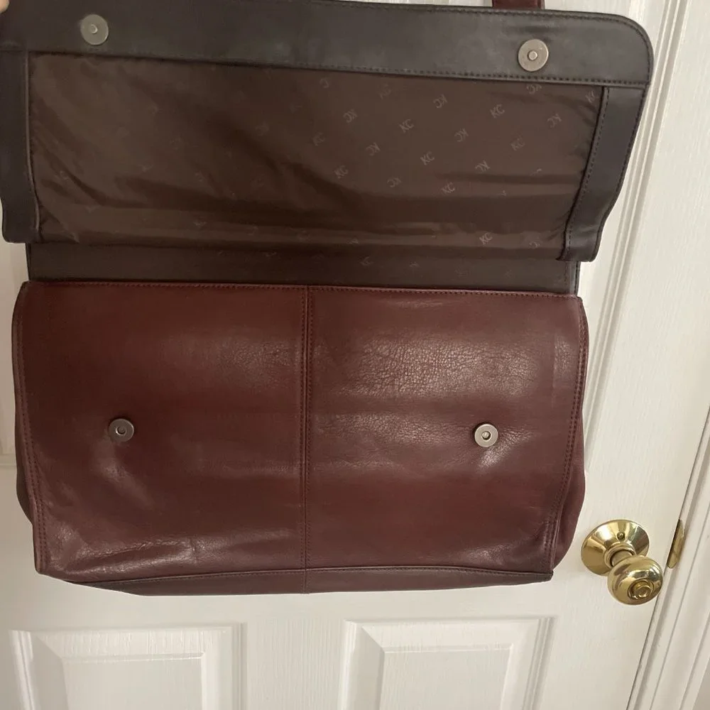 Kenneth Cole Brown Leather Messenger Satchel/Briefcase - Picture 5 of 14